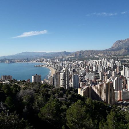 Holiday Apartment 5 Min To Levante Beach Бенидорм Екстериор снимка