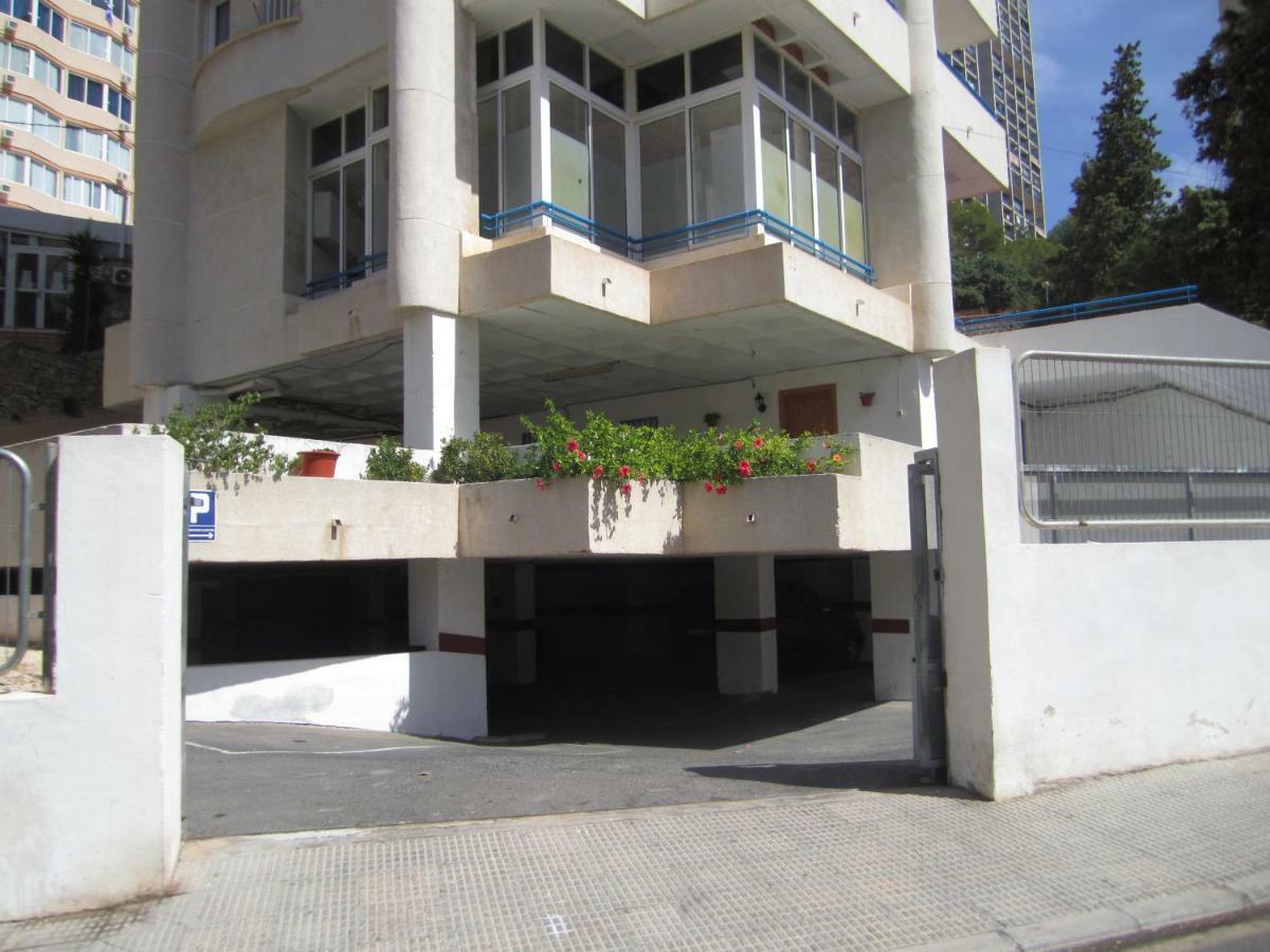 Holiday Apartment 5 Min To Levante Beach Бенидорм Екстериор снимка